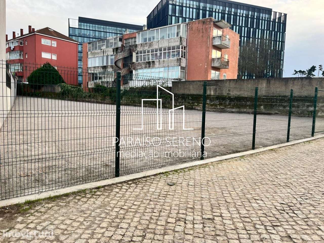 Terreno Tenente Valadim - Porto - Grande imagem: 2/12