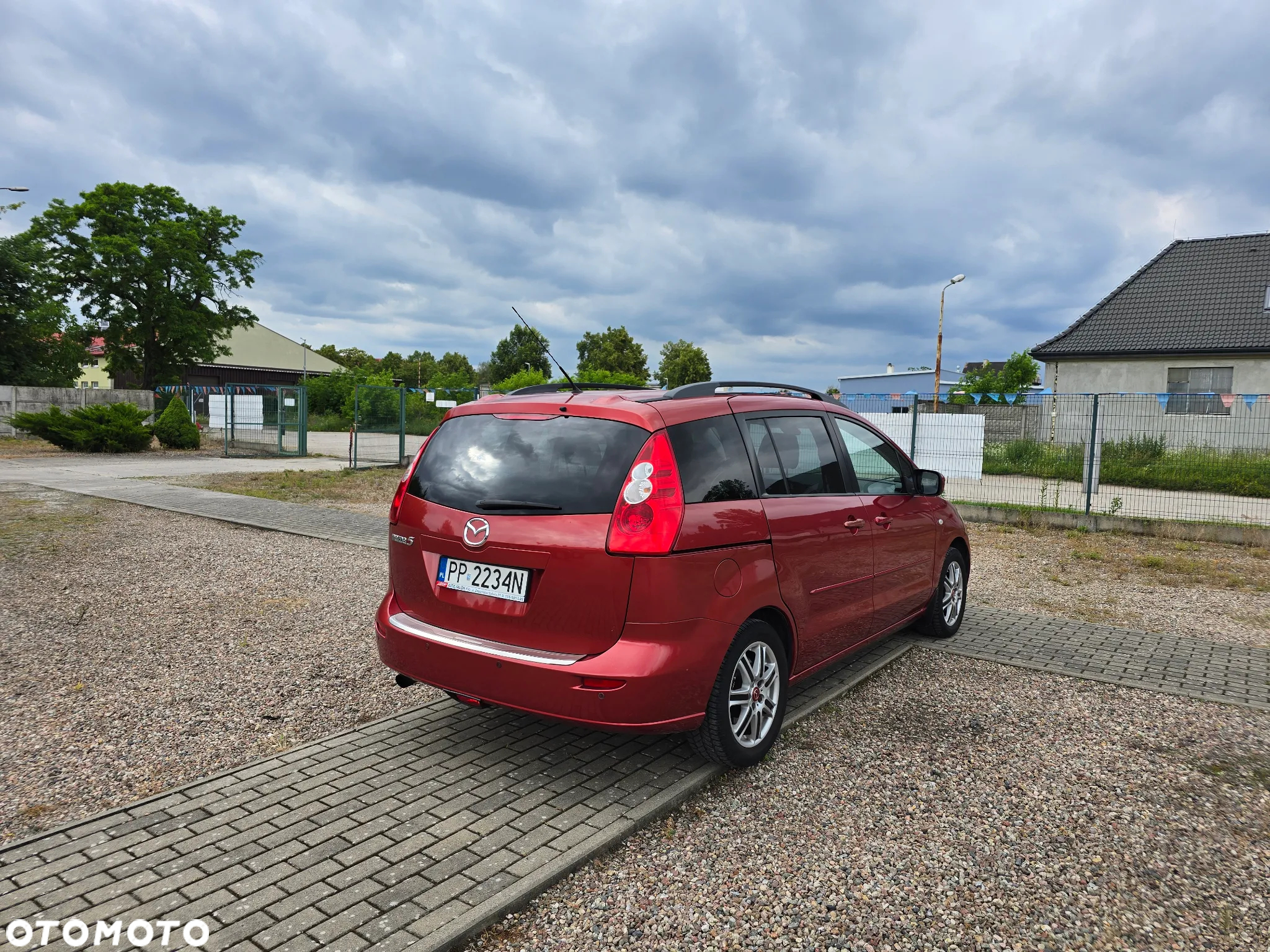 Mazda 5 2.0 Exclusive + - 6