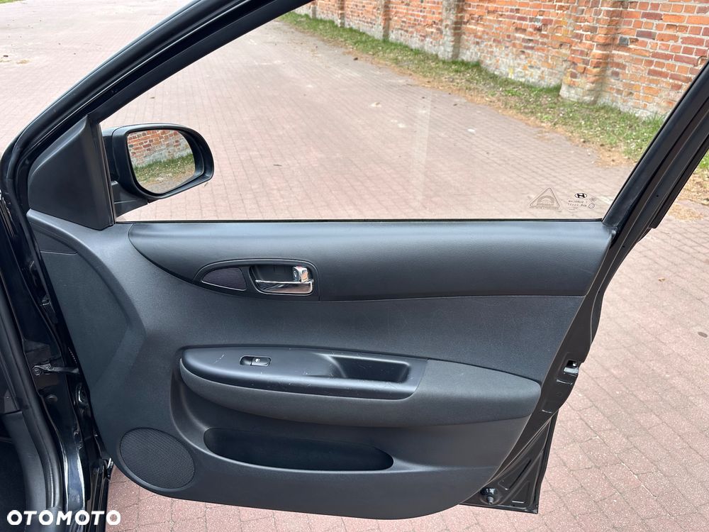 Hyundai i20 1.2 Fifa World Cup Edition - 26