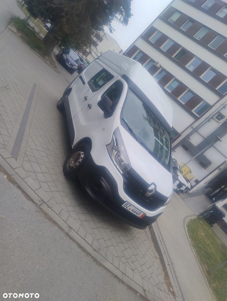 Renault Trafic - 2