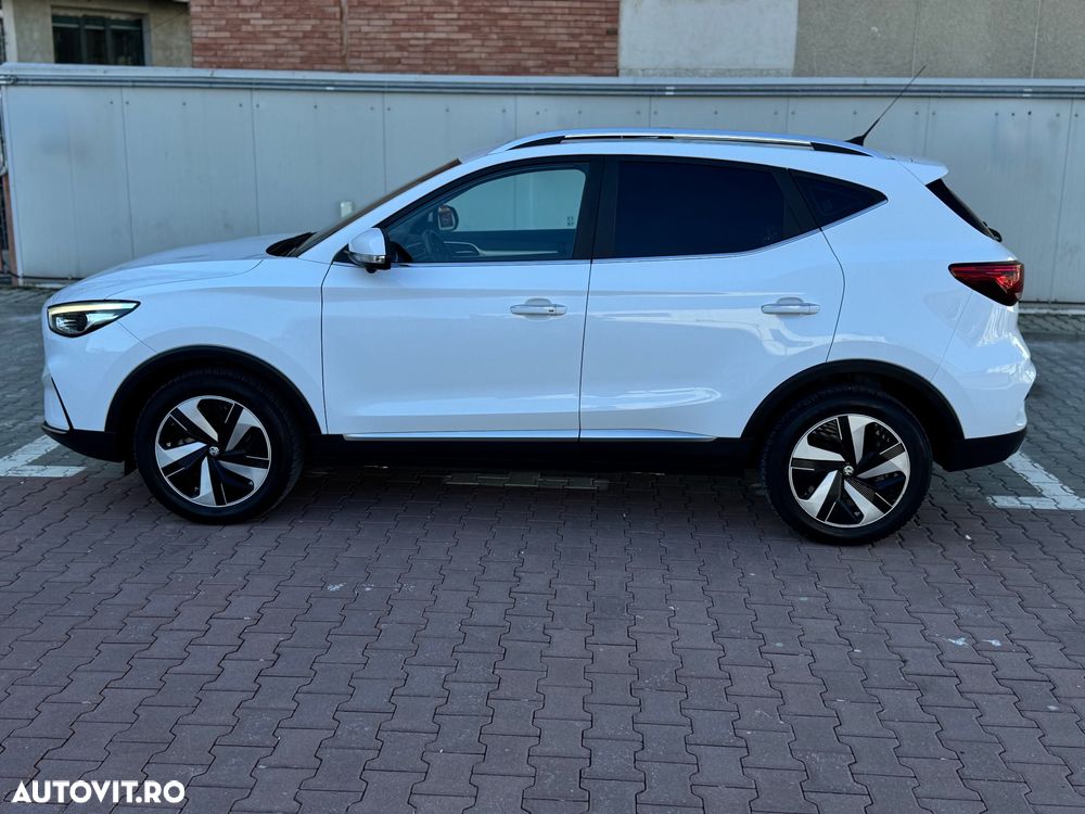 MG ZS EV Standard Luxury - 11