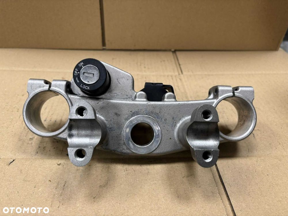 Półka Górna Yamaha WR 125, 2008-16 [4]