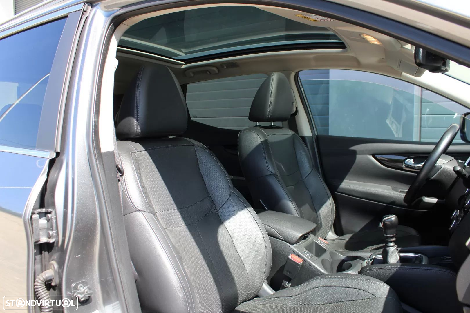 Nissan Qashqai 1.5 dCi Tekna Premium S - 2