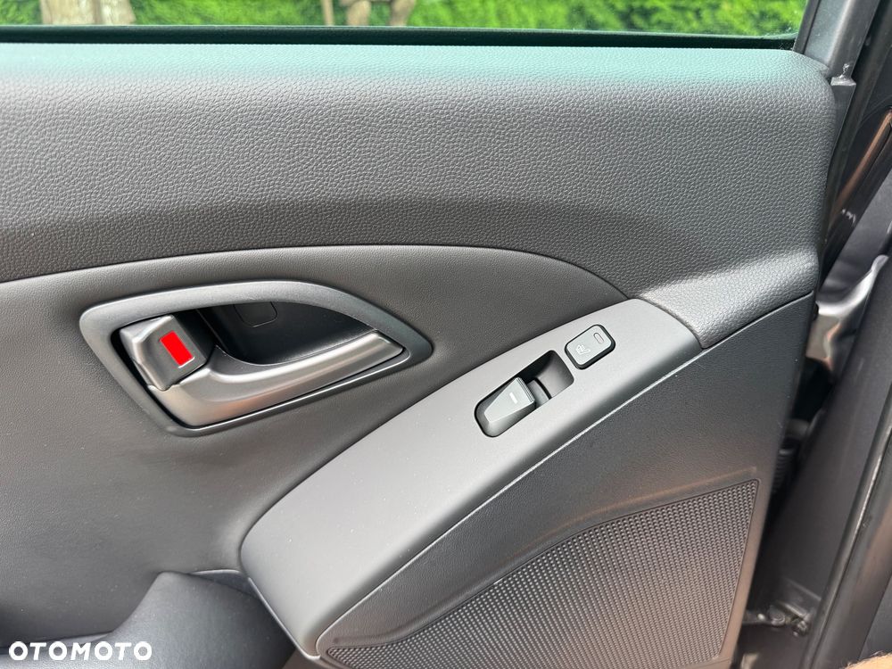 Hyundai ix35 2.0 CRDi Premium 4WD - 23