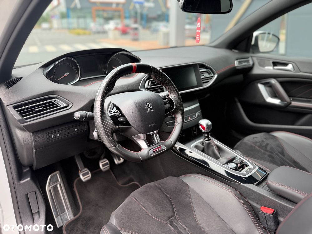 Peugeot 308 GTi by Sport - 35