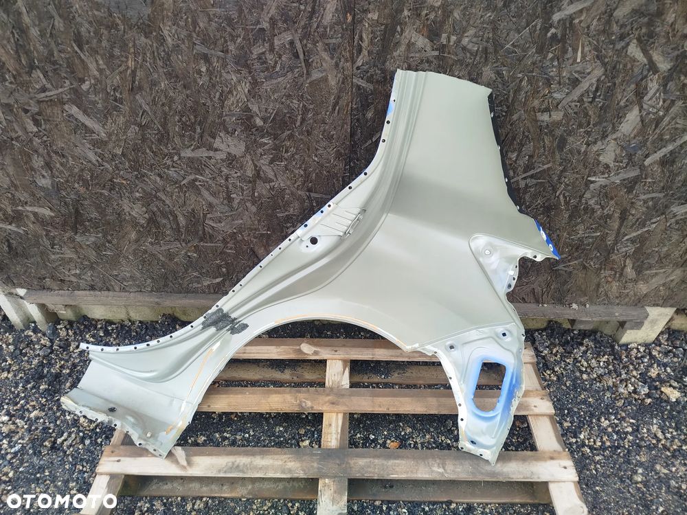 Toyota Yaris III błotnik prawy tył tylny próg Mazowieckie Warszawa - 10