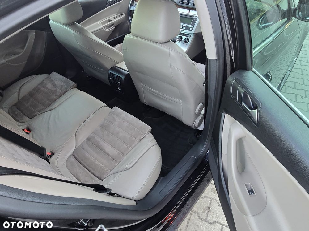 Volkswagen Passat 1.8 TSI Highline Tiptr - 14