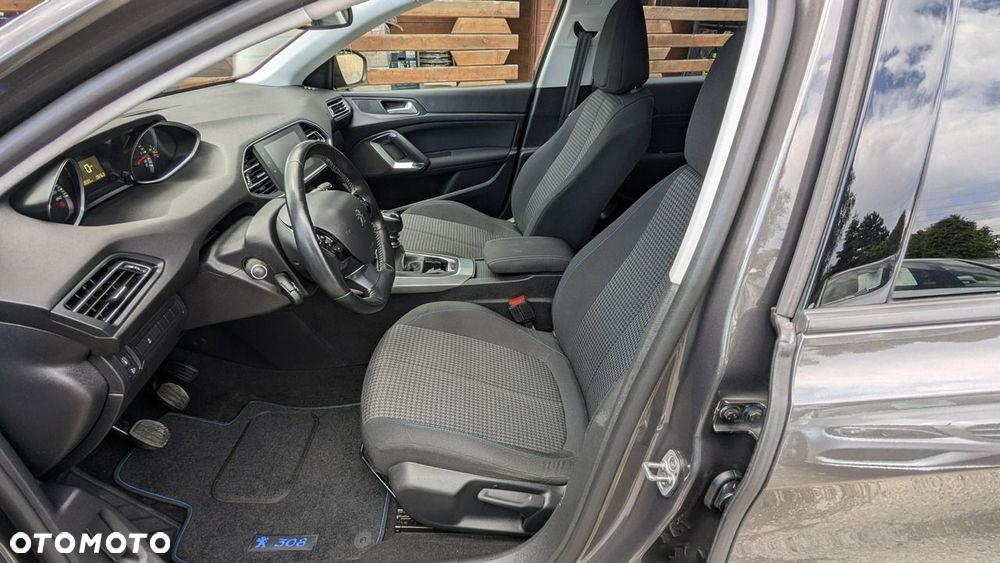 Peugeot 308 - 16