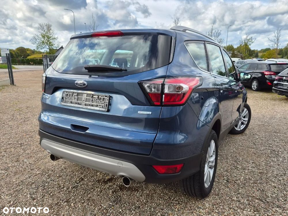 Ford Kuga - 24