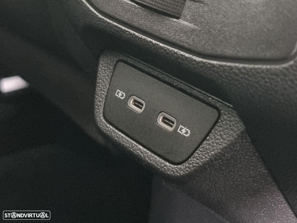 VW T-Roc 1.0 TSI Style - 44