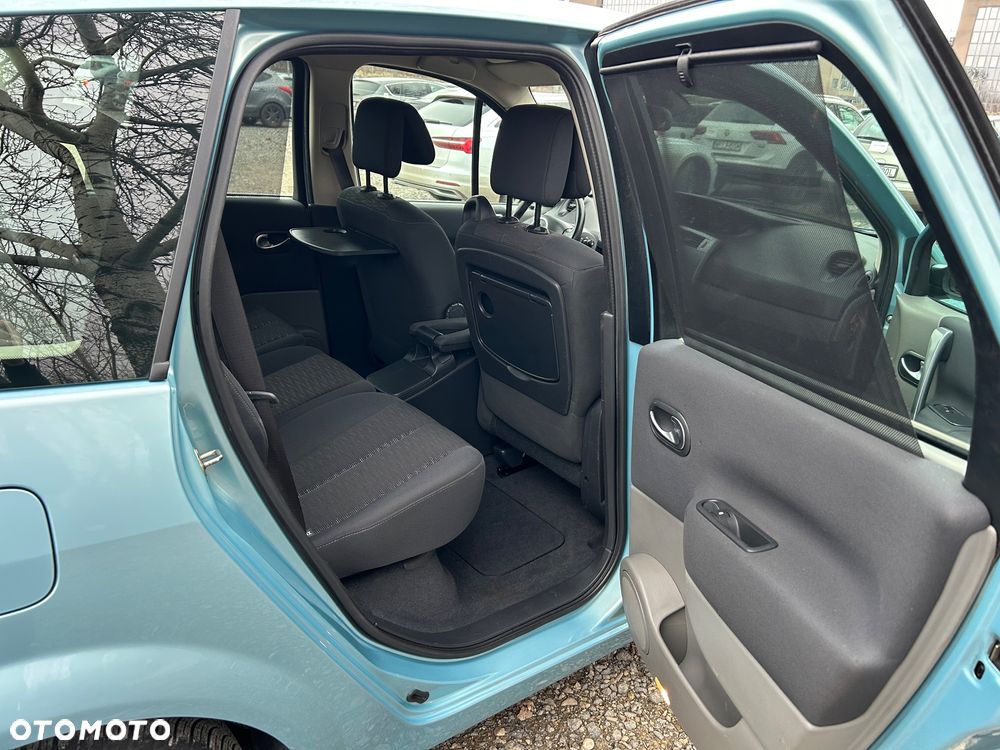 Renault Grand Scenic - 24