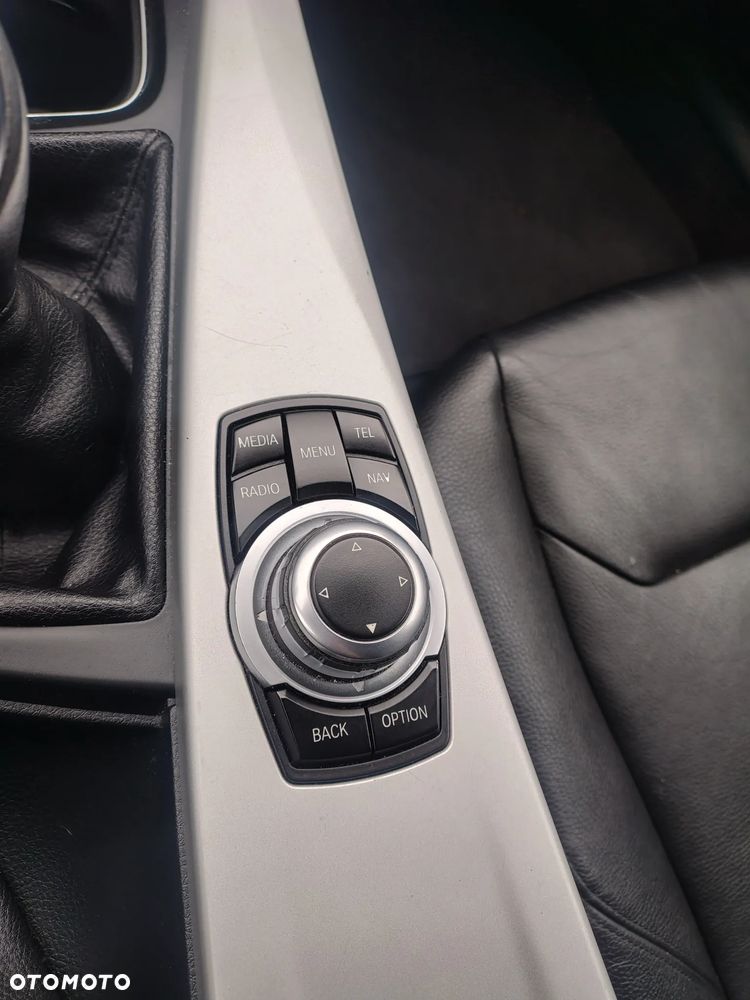 BMW Seria 3 - 17