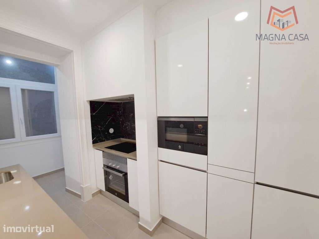 Apartamento T3 para venda na Avenida General Roçadas - Lisboa, tota... - Grande imagem: 2/51