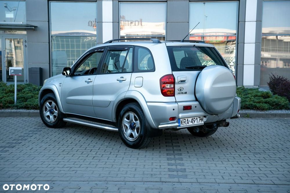 Toyota RAV4 4x4 Edition - 5