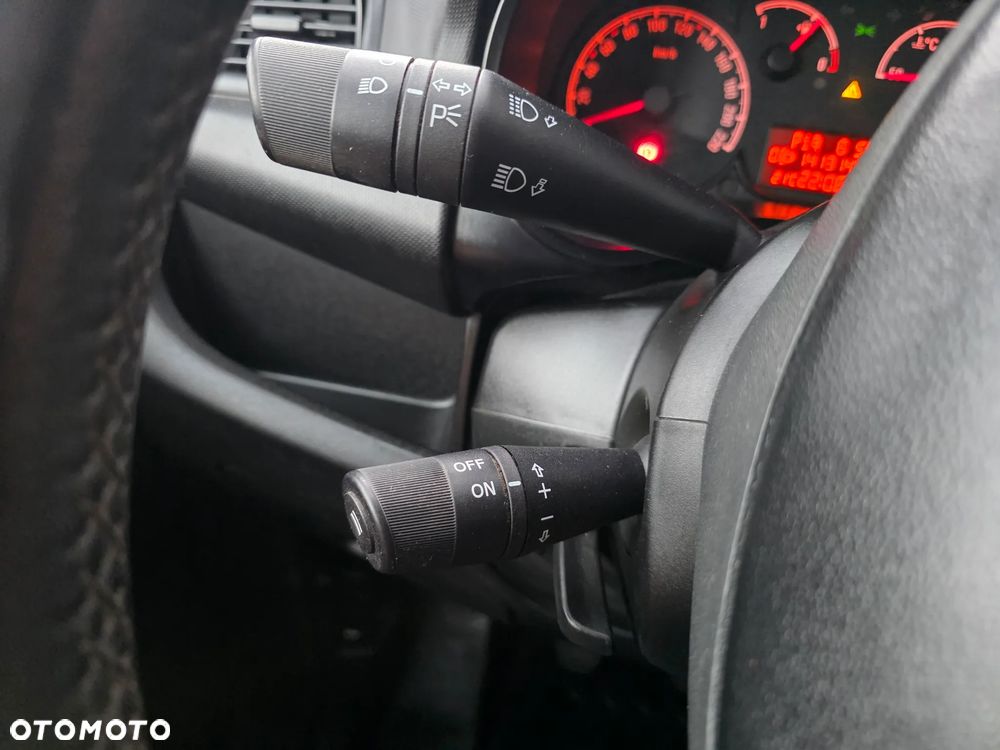 Opel COMBO - 14