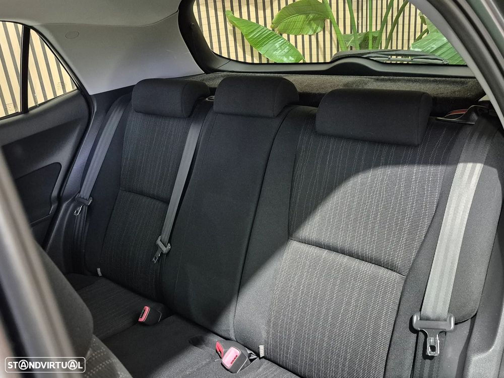 Toyota Auris 1.4 VVT-i AC - 15