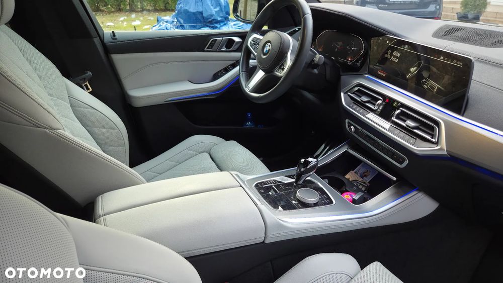 BMW X5 xDrive30d - 22