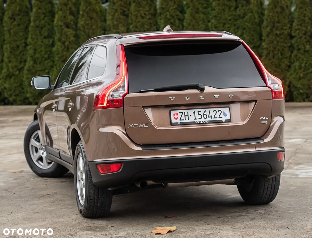 Volvo XC 60 2.4D DRIVe Summum - 8