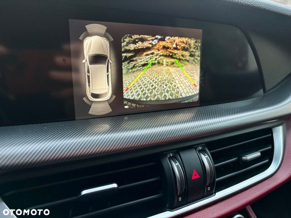 Alfa Romeo Stelvio 2.0 Turbo 16V AT8-Q4 First Edition - 18