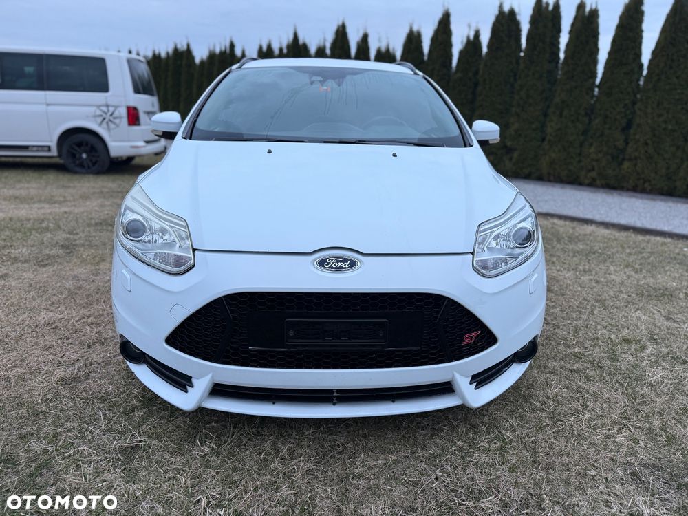 Ford Focus 2.0 EcoBoost ST mit Leder-Sport-Paket - 20