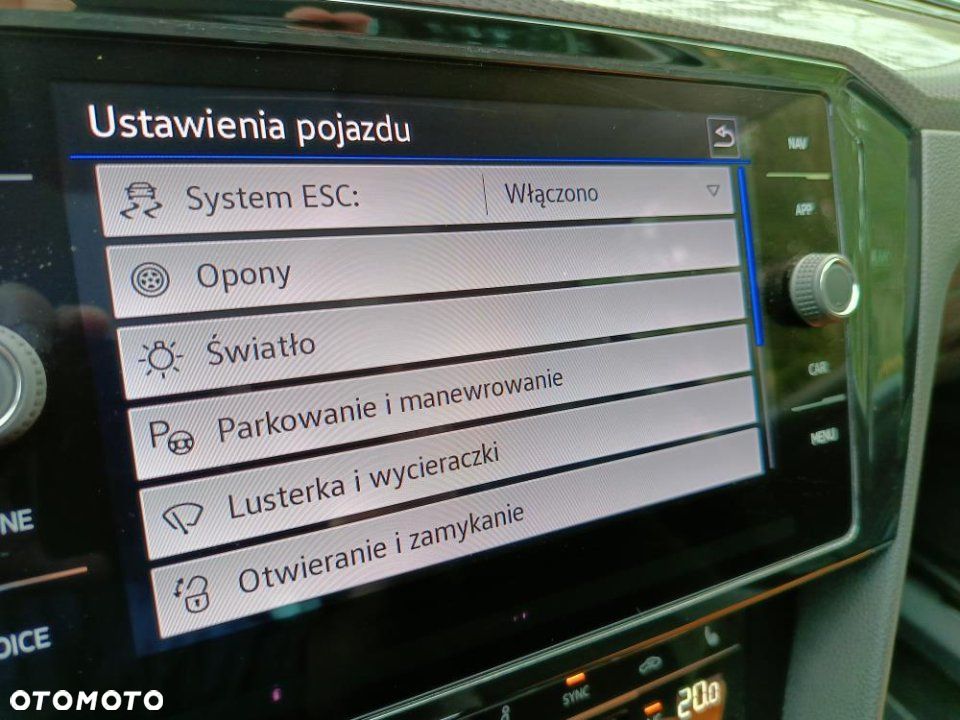 Volkswagen Passat - 23