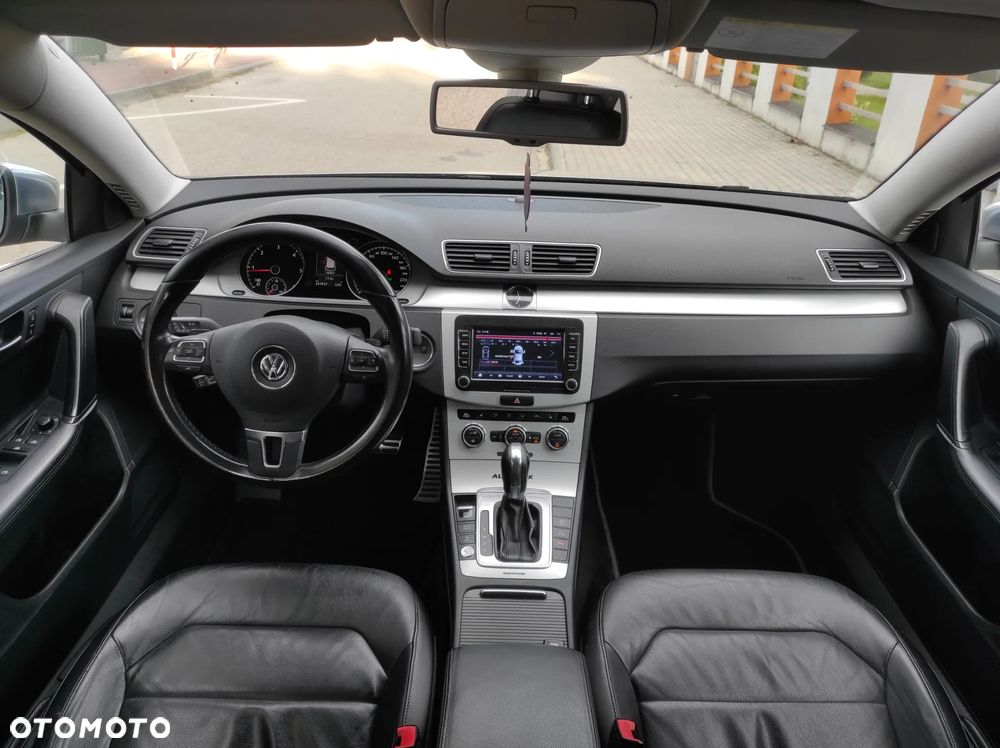 Volkswagen Passat 2.0 TDI BMT 4Mot Highline DSG - 8