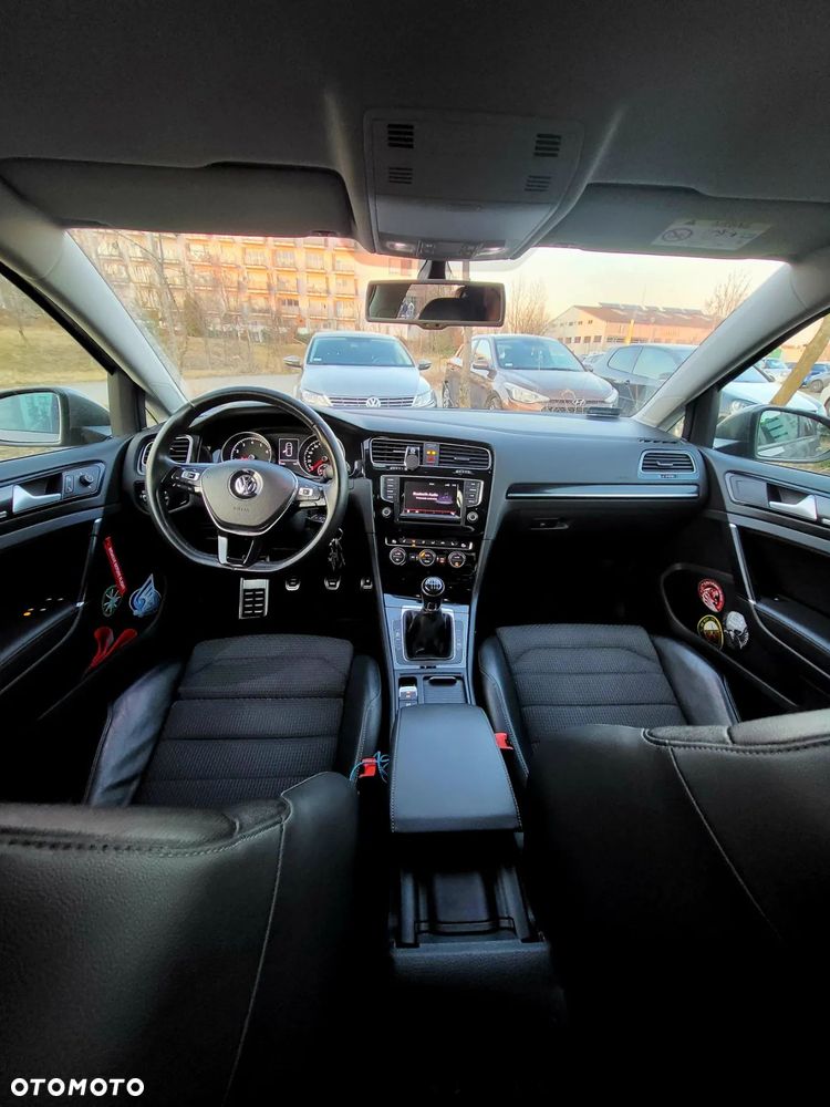 Volkswagen Golf 1.4 TSI BMT Highline - 15