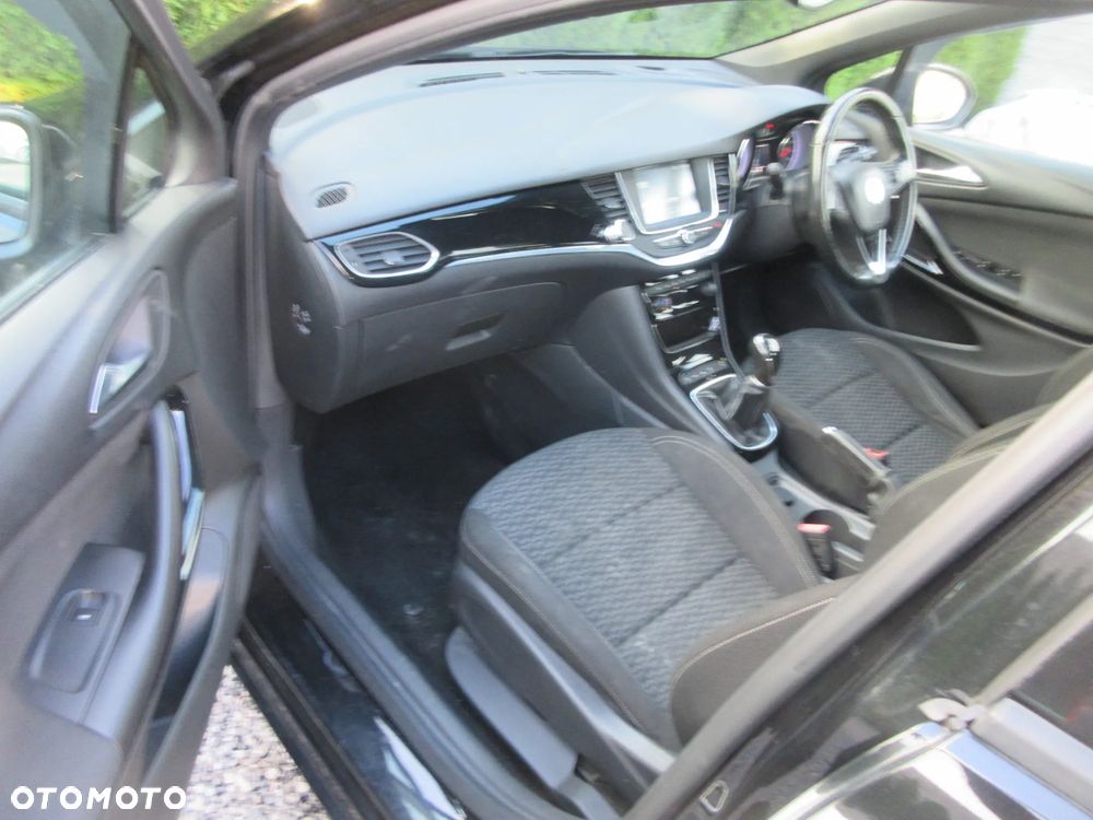 Opel Astra - 10