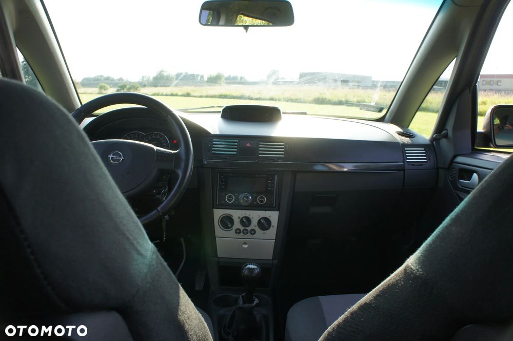 Opel Meriva - 11