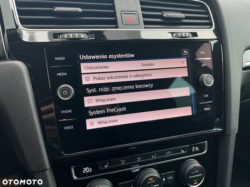 Volkswagen Golf Variant 1.5 TSI BMT Evo Highline DSG - 29