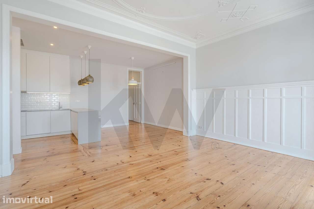 Elegante Apartamento T2+2 Totalmente Renovado e com Varanda em Anjos, - Grande imagem: 4/46
