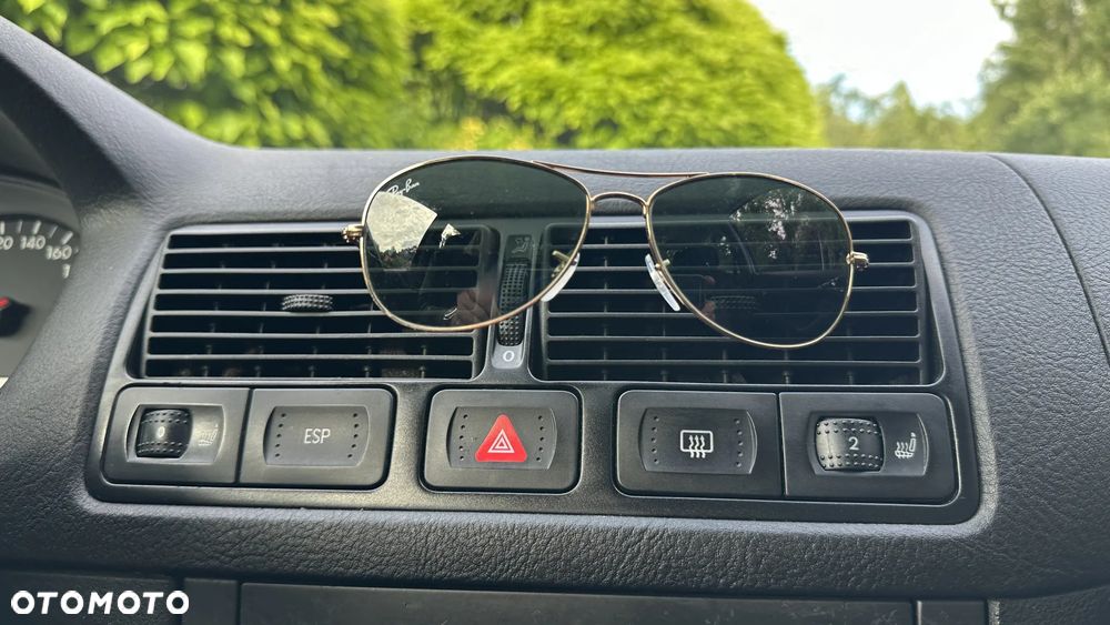 Volkswagen Golf - 14