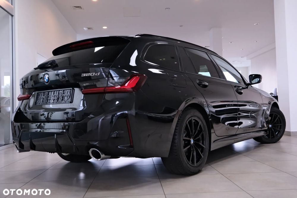 BMW Seria 3 320d xDrive M Sport - 14