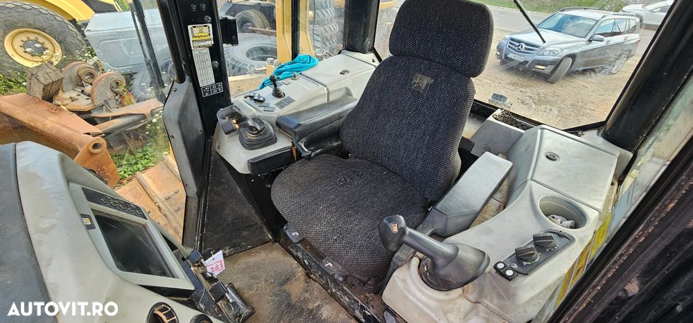 Caterpillar CAT D6N Buldozer - 7