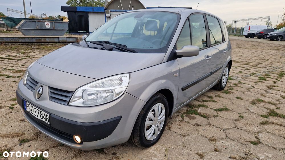 Renault Scenic - 1