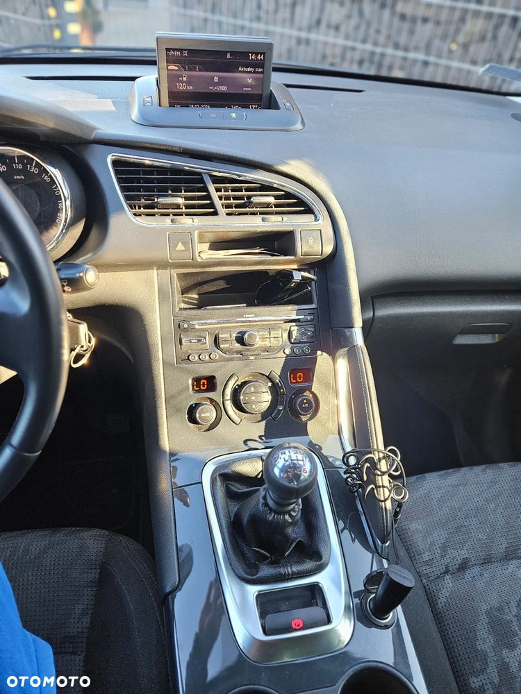 Peugeot 3008 1.6 HDi Access - 10