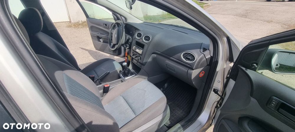 Ford Focus - 19