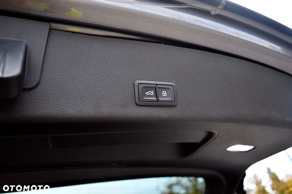 Audi e-tron 55 Quattro Advanced - 16