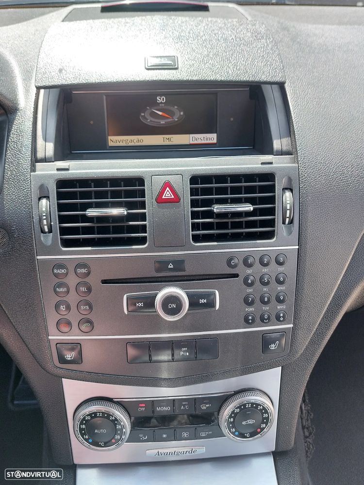 Mercedes-Benz C 250 Station CDI DPF BlueEFFICIENCY Avantgarde - 23