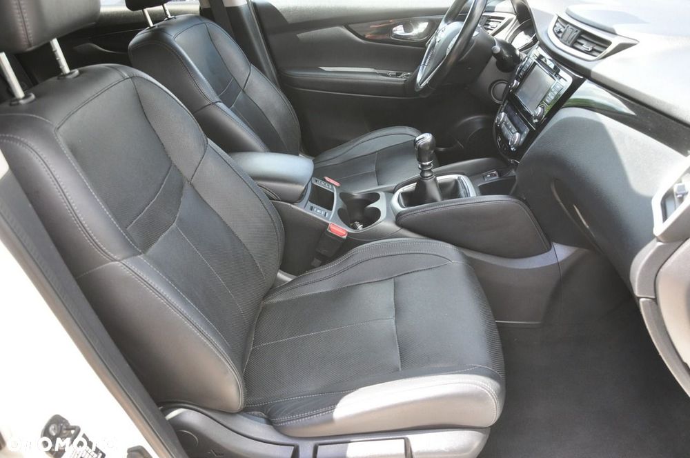 Nissan Qashqai - 12