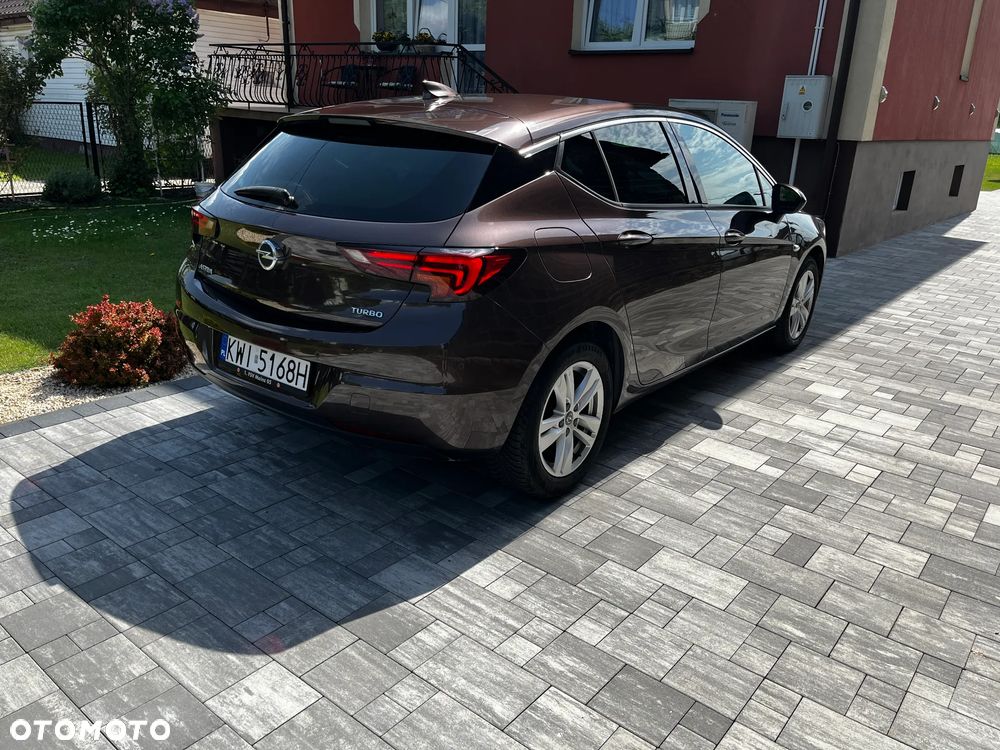 Opel Astra 1.4 T Elite - 25