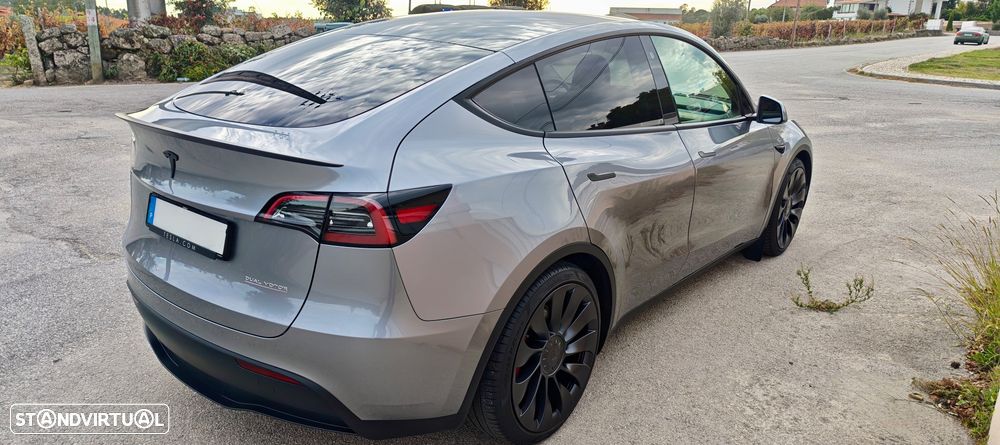 Tesla Model Y Performance Tração Integral - 3