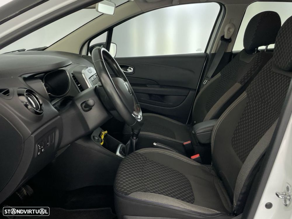Renault Captur 0.9 TCE Exclusive - 11