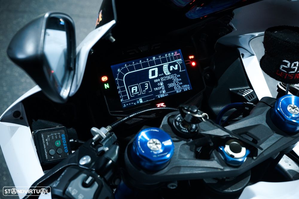Suzuki GSX-R L8 R - 10