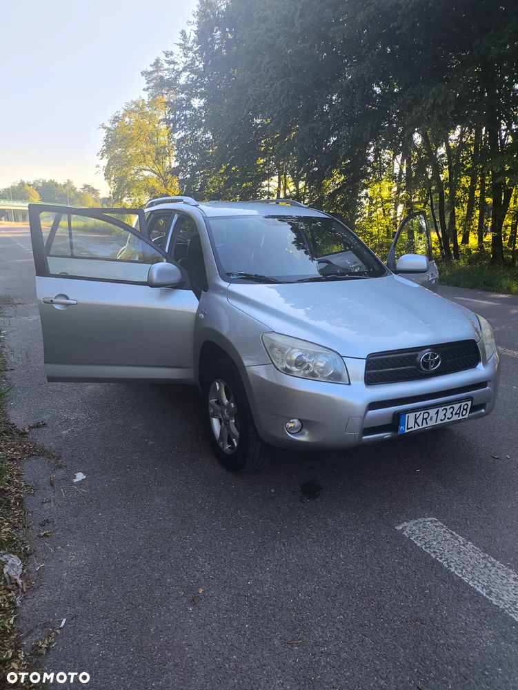 Toyota RAV4 2.2 D-4D Prestige - 12