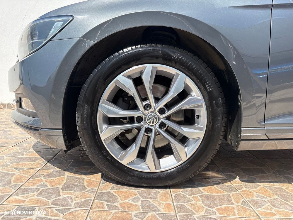 VW Passat Variant 2.0 TDI Confortline - 40
