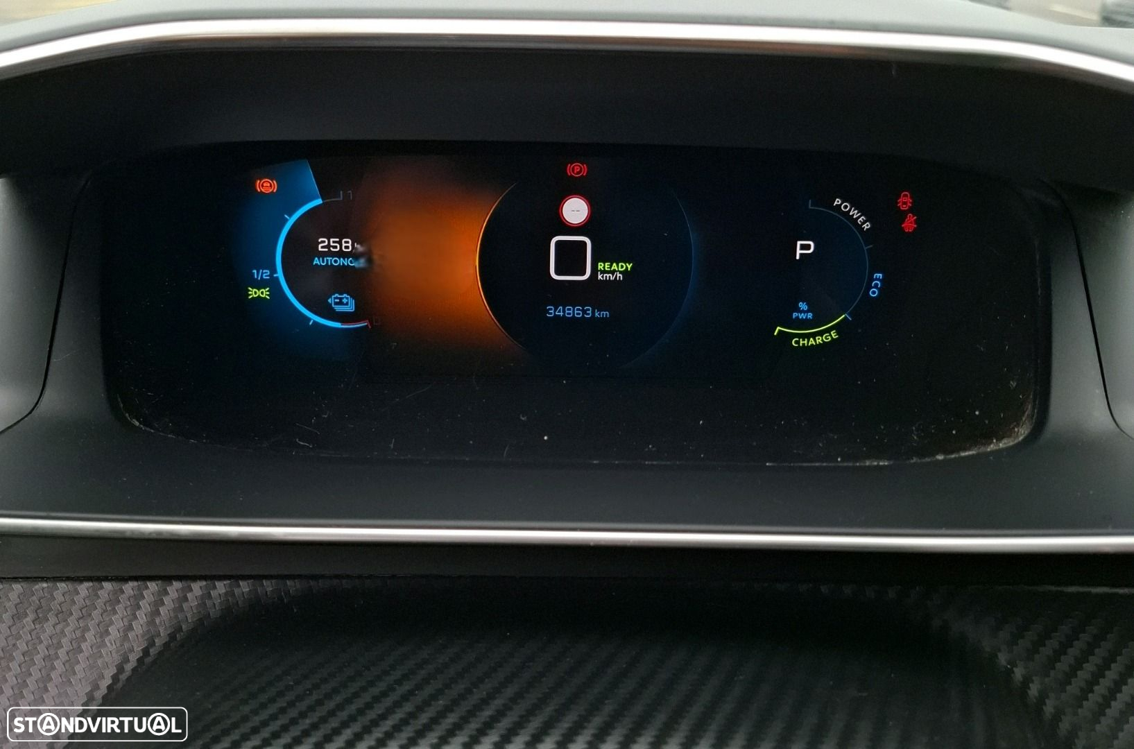 Peugeot e-2008 50 kWh GT - 6