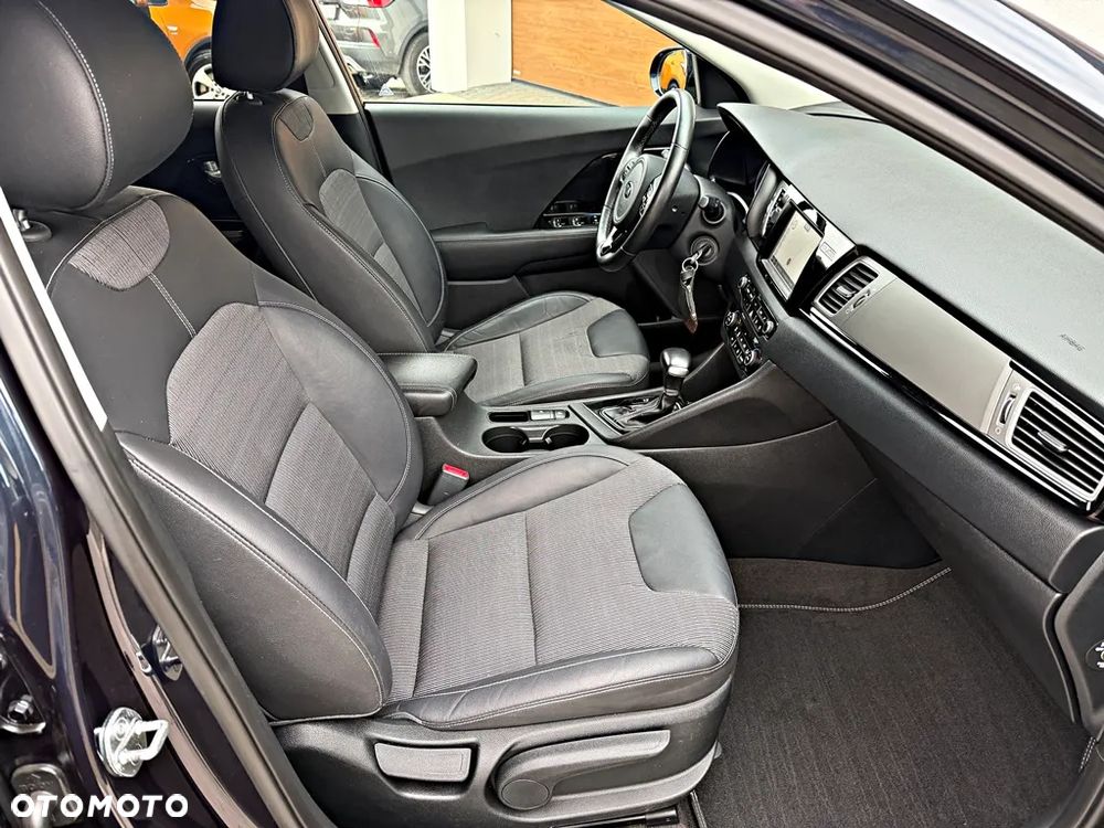 Kia Niro ver-1-6-gdi-plug--in-hybrid-l - 26