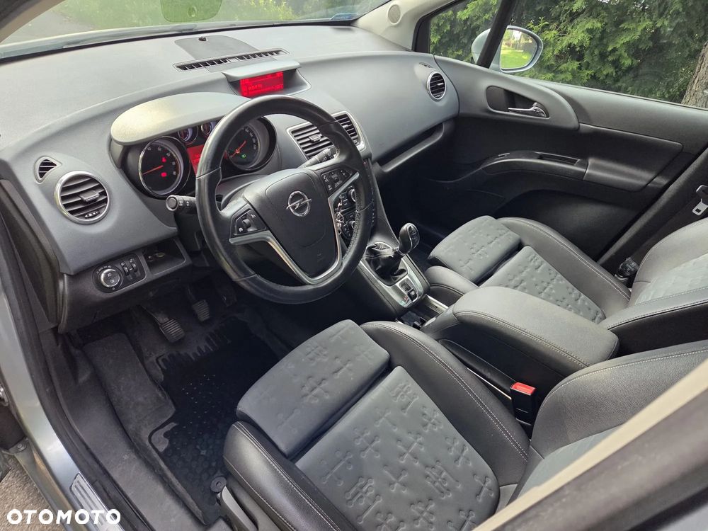 Opel Meriva 1.4 T Cosmo - 11