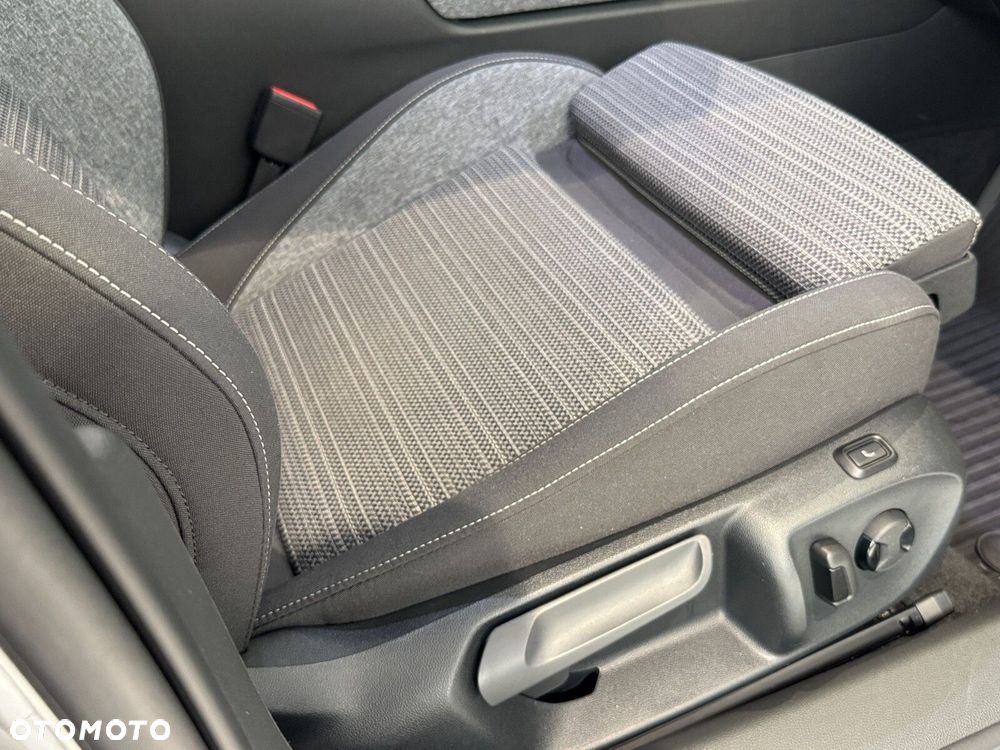 Skoda Superb 1.5 TSI mHEV Selection DSG - 19